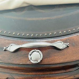 Schaub & Company Cabinet/Drawer Knob and Pull - French Farm